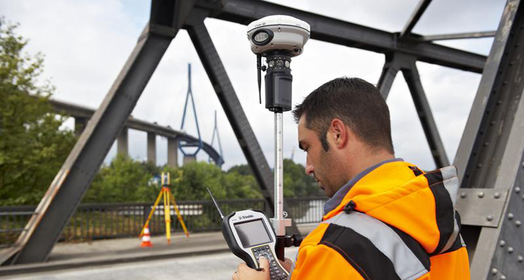 天寶Trimble R8 GNSS 接收機(jī) 天寶Trimble R8 GNSS 接收機(jī)